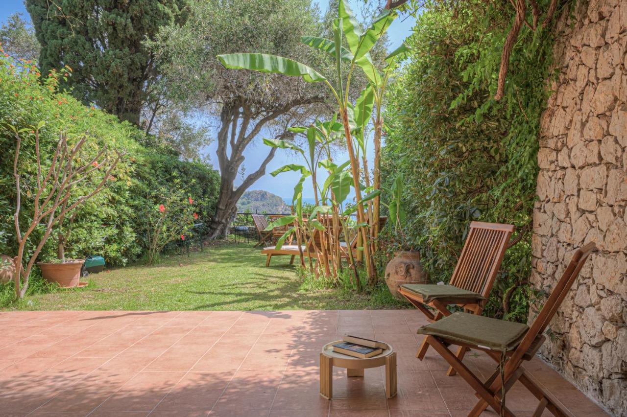 Villa Infinity Vista Mare E Relax Taormina Exteriör bild