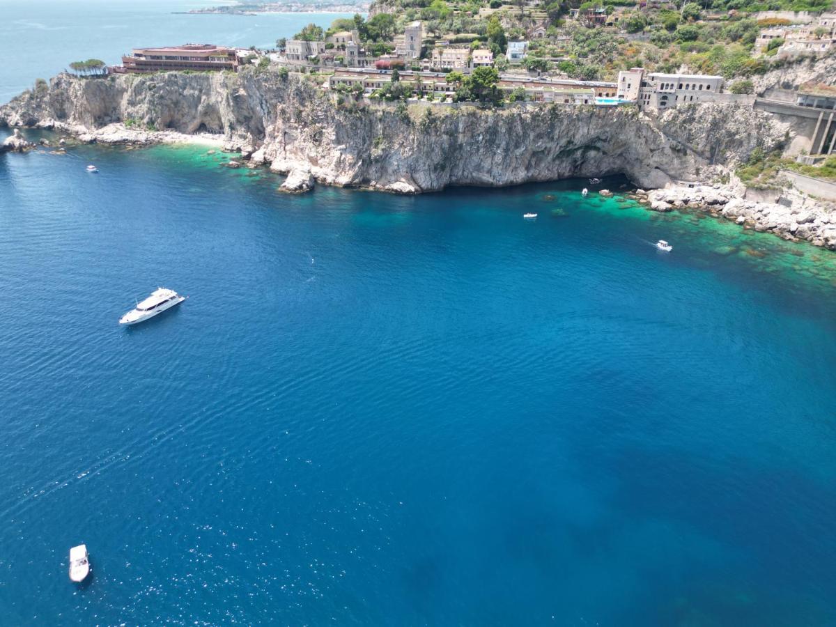 Villa Infinity Vista Mare E Relax Taormina Exteriör bild